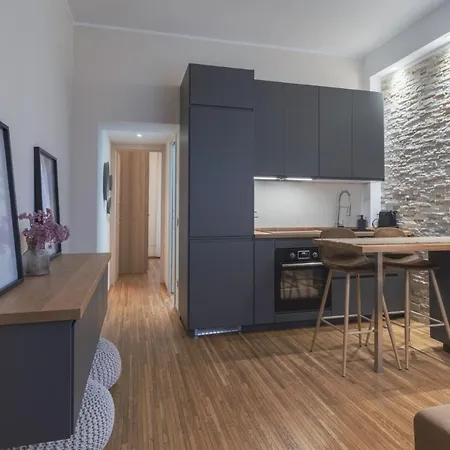 Apartamento Easylife - Elegante E Moderno In Zona Garibaldi