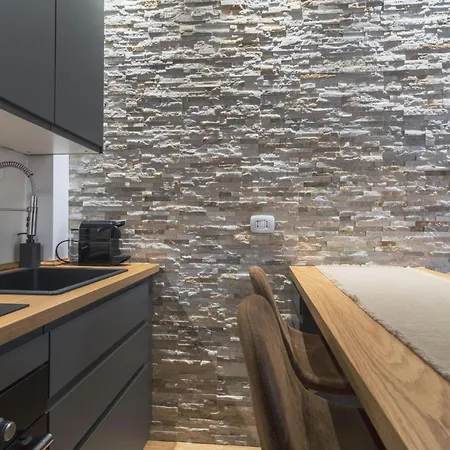 Easylife - Elegante E Moderno In Zona Garibaldi * Milán